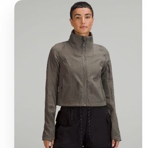 EUC Lululemon water repellent fleece hiking jacket.